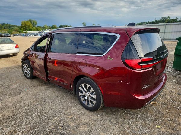 2023 CHRYSLER PACIFICA Pinnacle