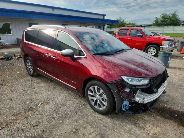 2023 CHRYSLER PACIFICA Pinnacle