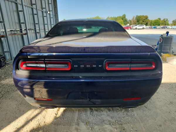 2016 DODGE CHALLENGER SXT
