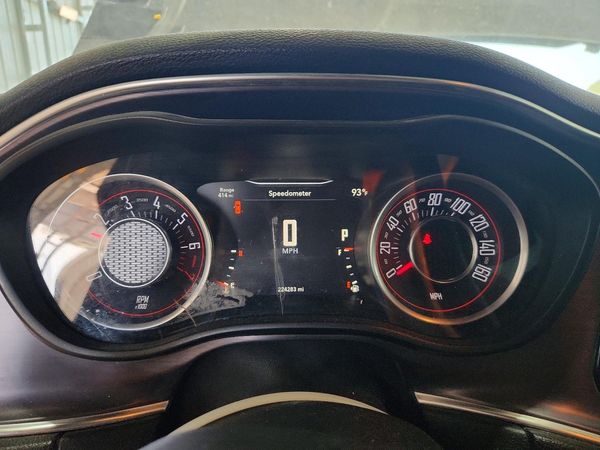 2016 DODGE CHALLENGER SXT