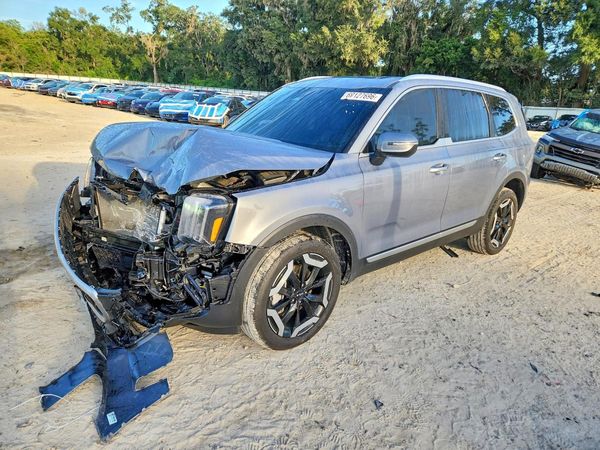 2025 KIA TELLURIDE — DSFA — Front 3/4