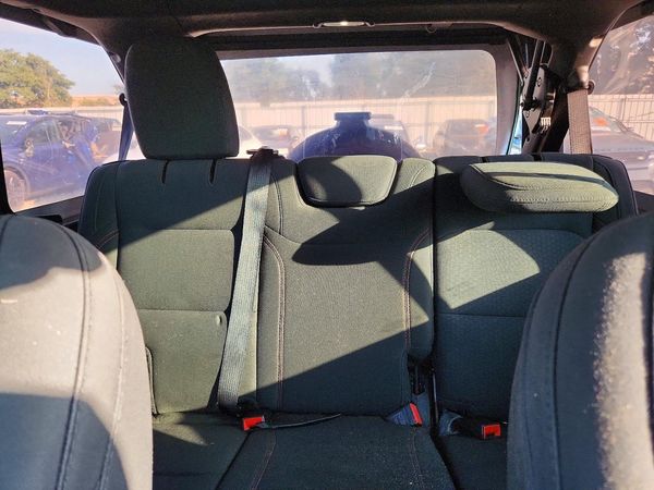 2020 JEEP WRANGLER UNLIMITED — SUVN
