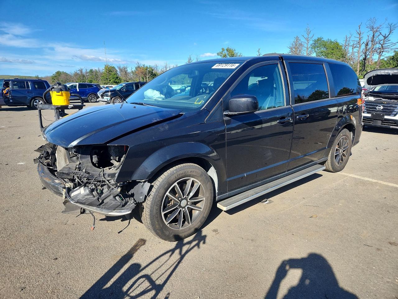 2018 DODGE GRAND CARAVAN GT (US), GT FWD (Can) — Front 3/4