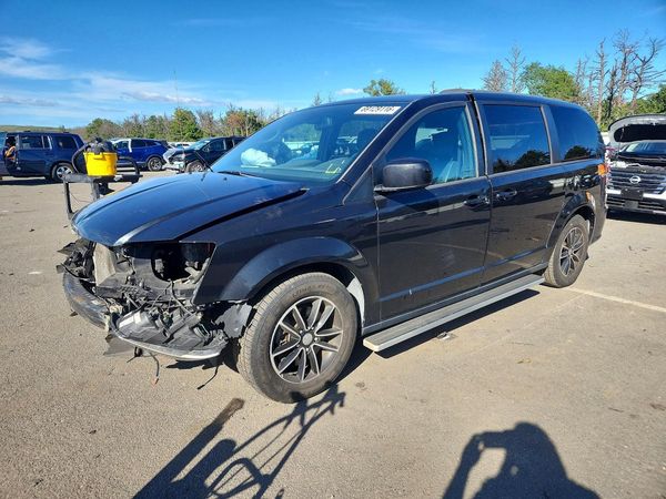 2018 DODGE GRAND CARAVAN — DSFA — Front 3/4