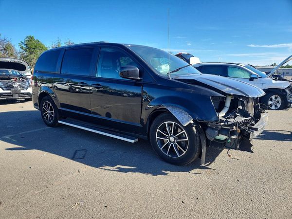 2018 DODGE GRAND CARAVAN GT (US), GT FWD (Can) — Passenger 3/4