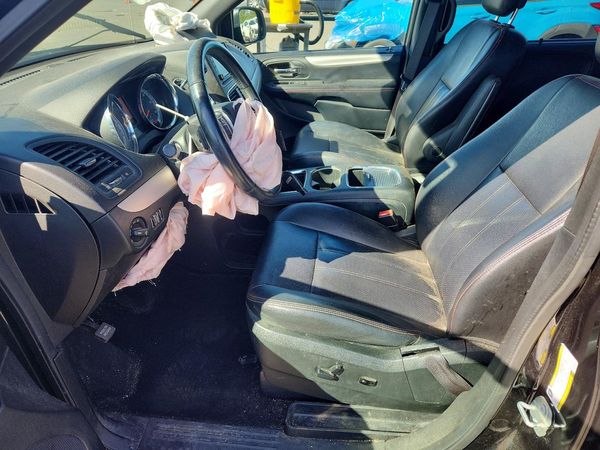 2018 DODGE GRAND CARAVAN GT (US), GT FWD (Can) — DENT