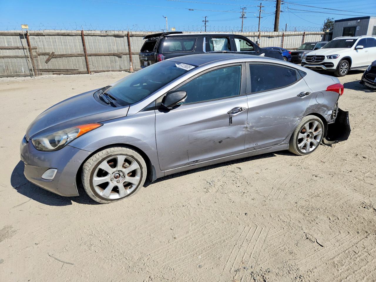 2012 HYUNDAI ELANTRA — Front 3/4