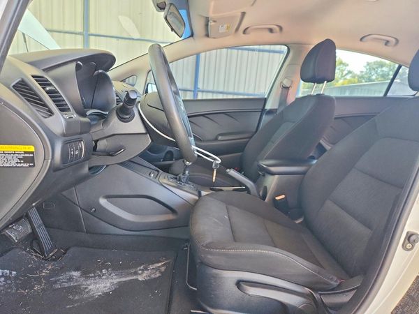 2014 KIA FORTE LX