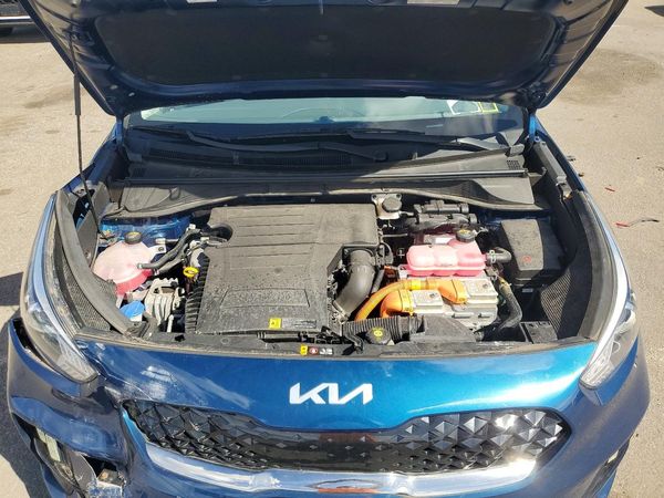 2022 KIA NIRO LX, LXS, LXS SE — Engine bay