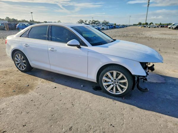 2017 AUDI A4 quattro Premium — Passenger 3/4
