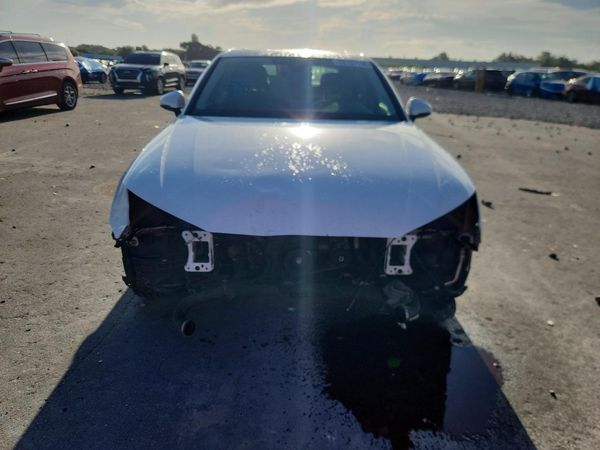 2017 AUDI A4 quattro Premium — DIRF