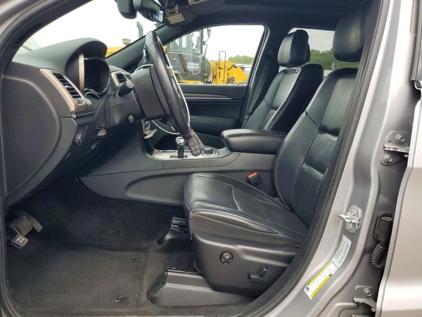 2015 JEEP GRAND CHEROKEE — DENT