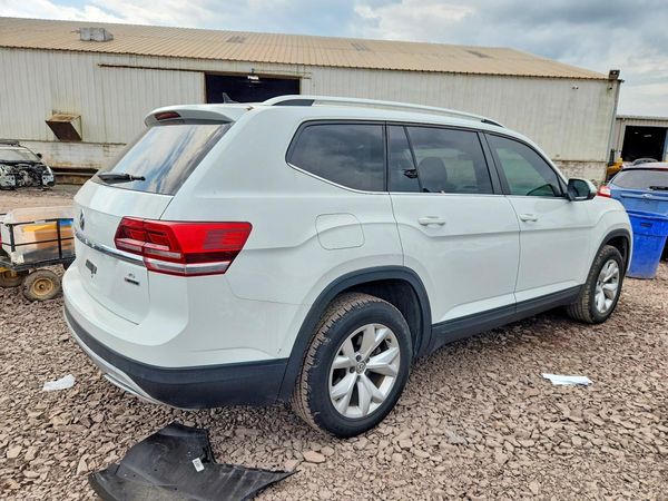 2019 VOLKSWAGEN ATLAS 4Motion SE