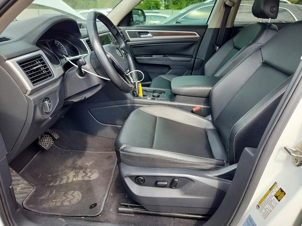 2019 VOLKSWAGEN ATLAS 4Motion SE