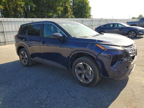 2026 NISSAN ROGUE SV — Passenger 3/4