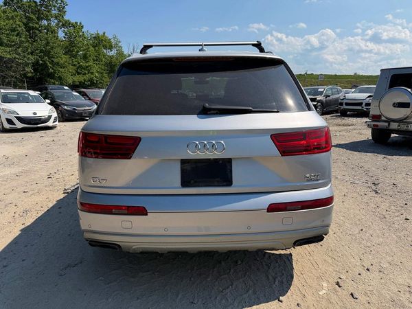 2018 AUDI Q7