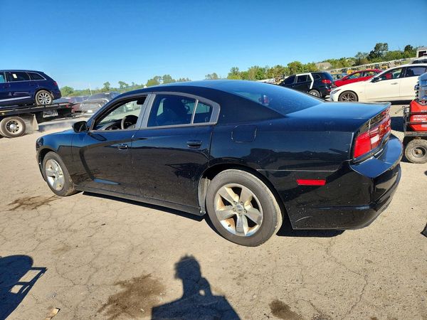 2012 DODGE CHARGER SE RWD