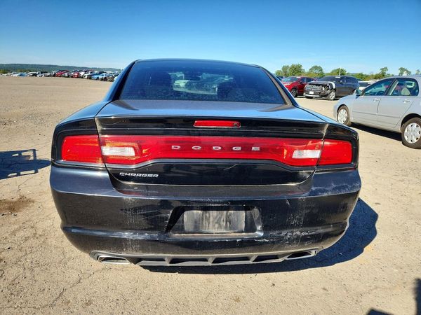 2012 DODGE CHARGER SE RWD