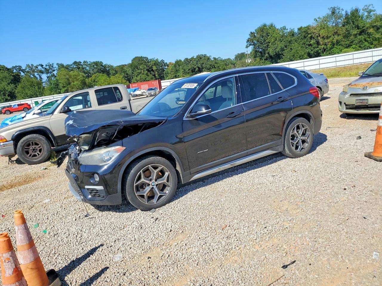2018 BMW X1 — Front 3/4