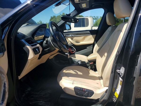 2018 BMW X1 — DENT