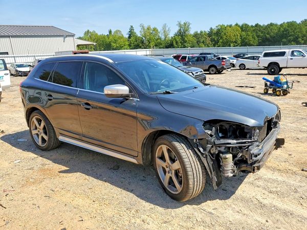 2013 VOLVO XC60 — Passenger 3/4