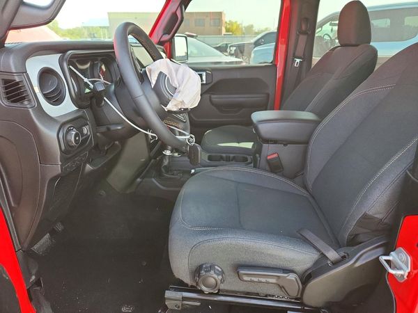 2024 JEEP WRANGLER — DENT