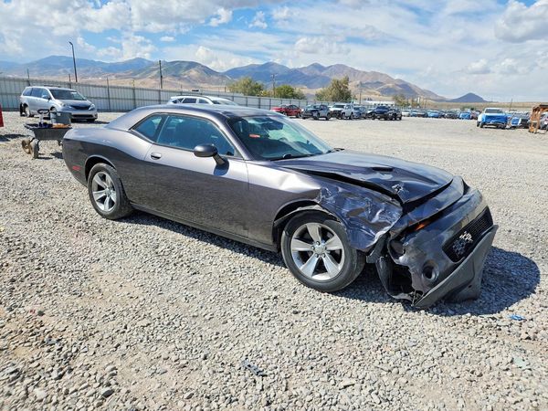 2015 DODGE CHALLENGER — Passenger 3/4