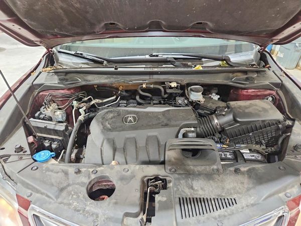 2015 ACURA RDX — Engine bay