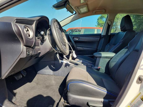 2017 TOYOTA COROLLA — DENT