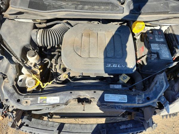 2017 DODGE CARAVAN SE, SXT, Express — Engine bay