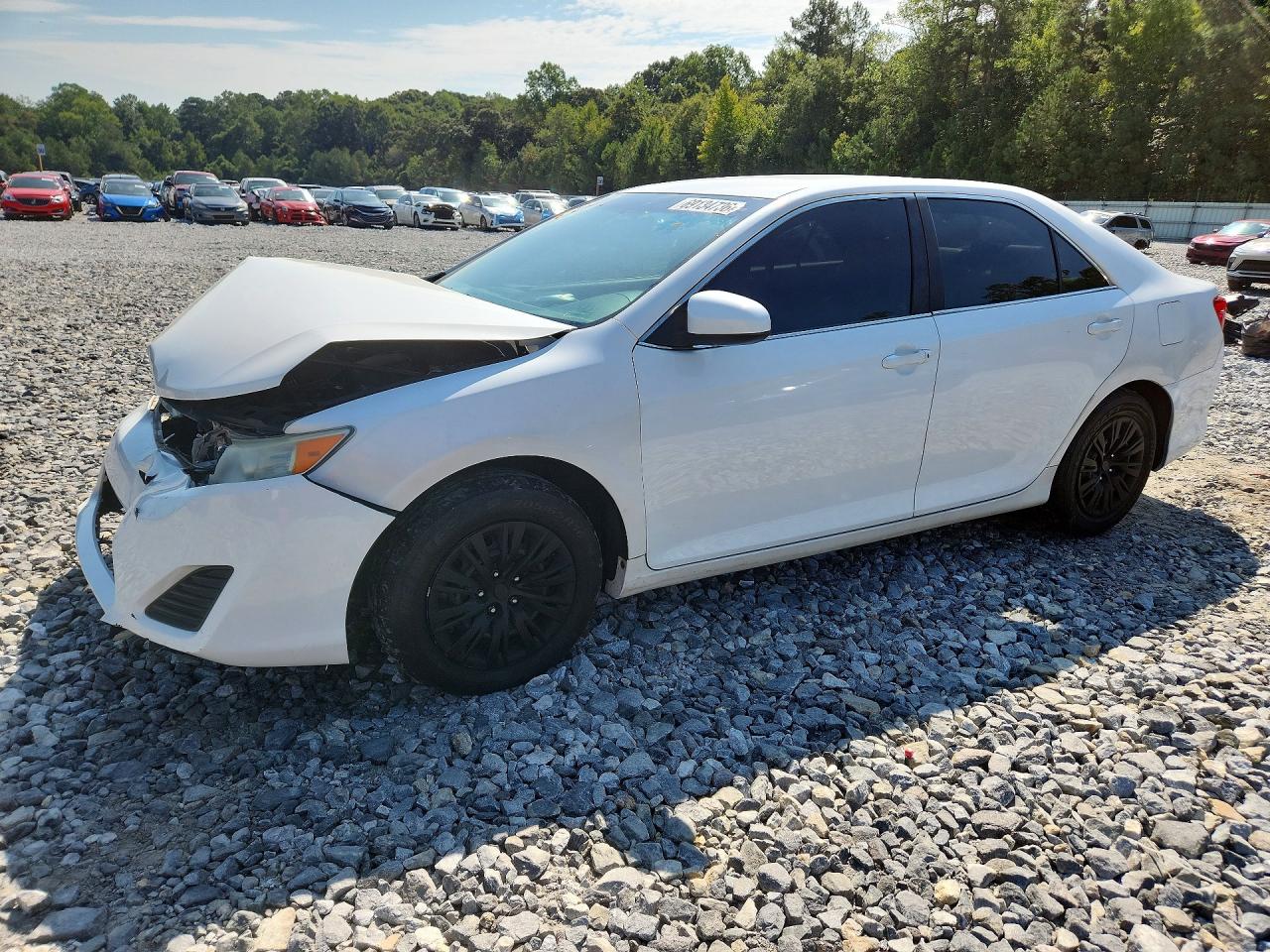 2012 TOYOTA CAMRY — Front 3/4
