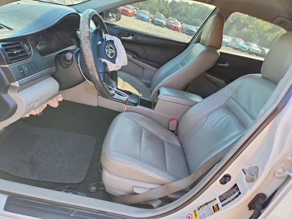 2012 TOYOTA CAMRY — DENT