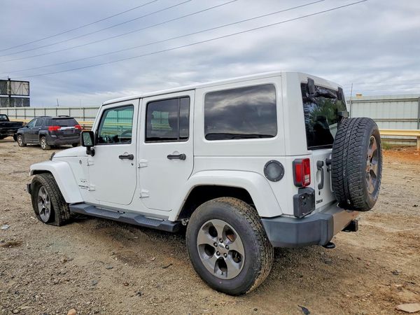 2017 JEEP WRANGLER Unlimited Sahara — DSRA