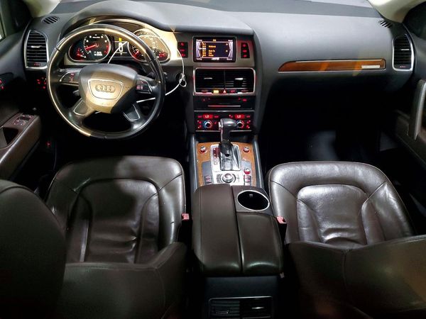2013 AUDI Q7 Premium