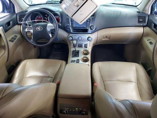 2013 TOYOTA HIGHLANDER Base/Hybrid — CKPT