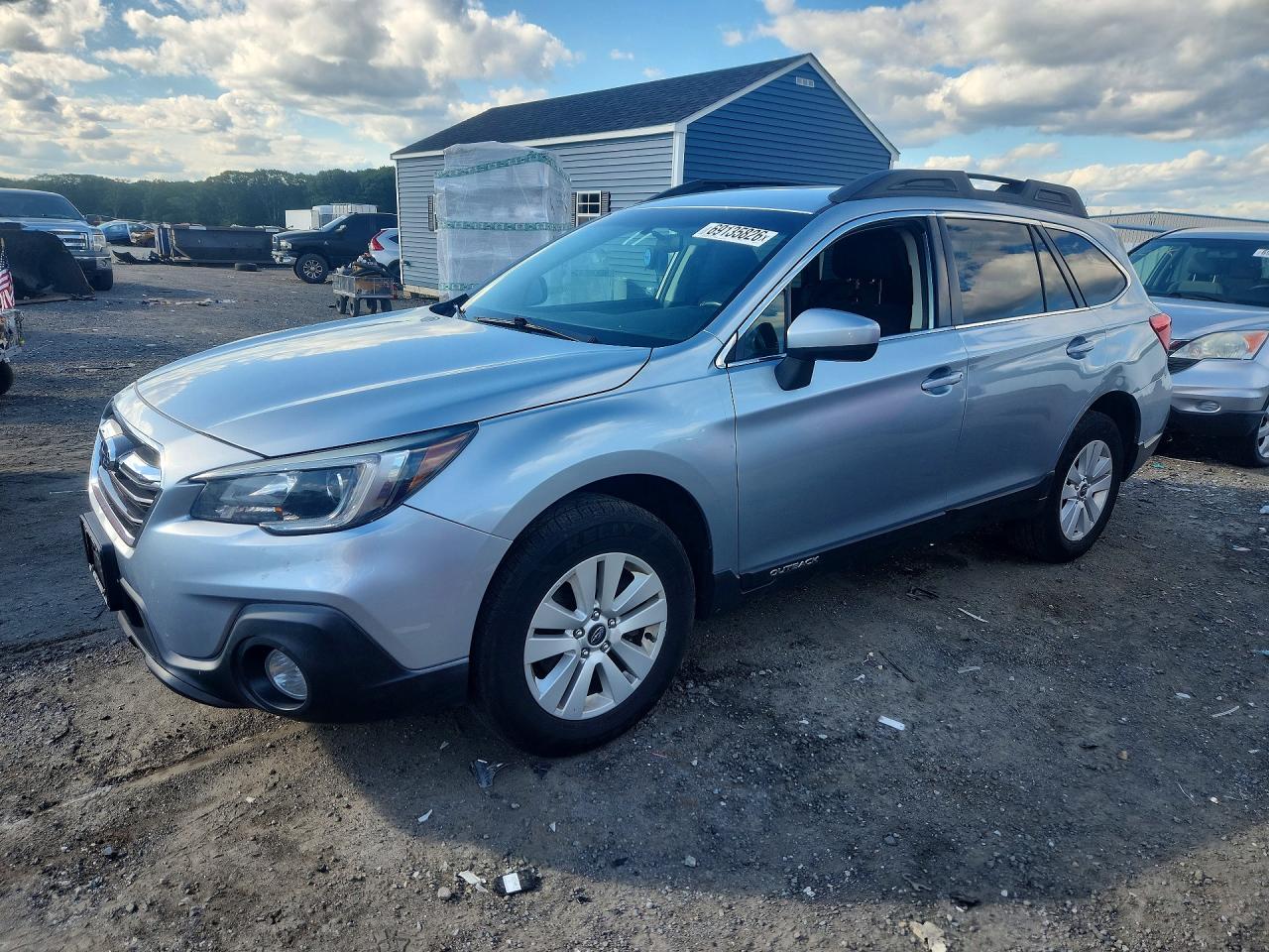 2018 SUBARU OUTBACK — Front 3/4