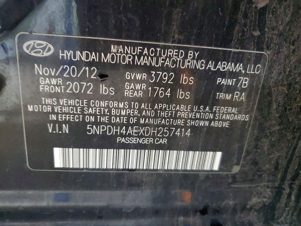 2013 HYUNDAI ELANTRA