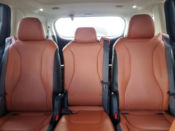 2023 KIA CARNIVAL — SUVN
