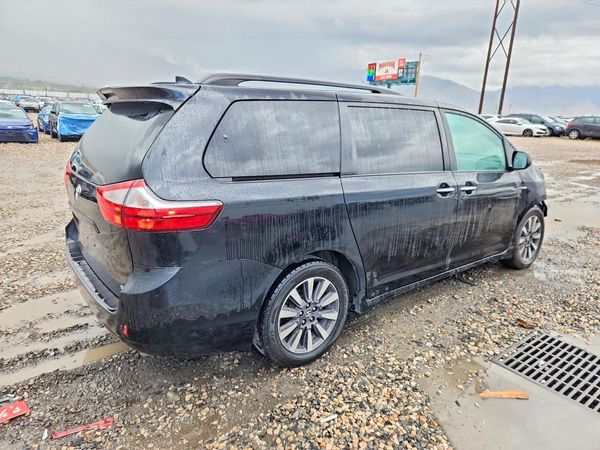 2018 TOYOTA SIENNA — PSRA