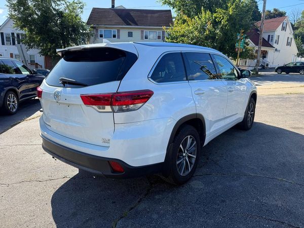 2018 TOYOTA HIGHLANDER SE/XLE