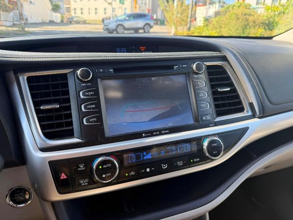 2018 TOYOTA HIGHLANDER SE/XLE