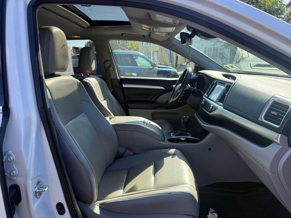 2018 TOYOTA HIGHLANDER SE/XLE