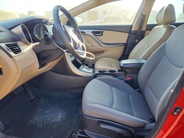 2013 HYUNDAI ELANTRA — DENT