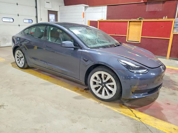 2022 TESLA MODEL 3 — Passenger 3/4