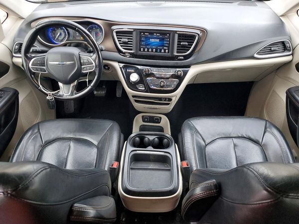 2019 CHRYSLER PACIFICA — CKPT