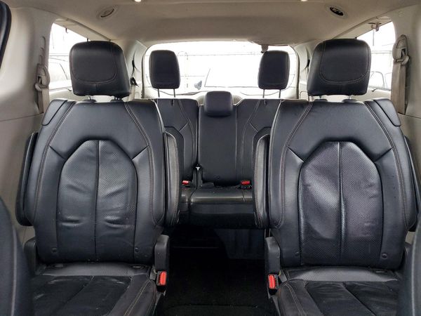 2019 CHRYSLER PACIFICA — SUVN