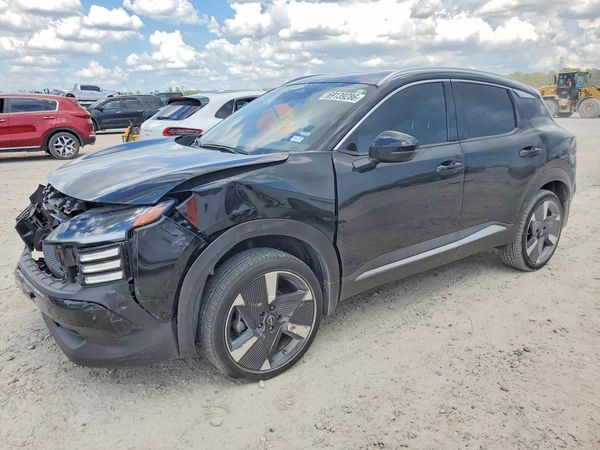 2025 NISSAN KICKS — DSFA — Front 3/4