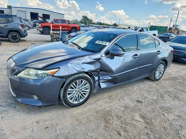 2013 LEXUS ES — Front 3/4