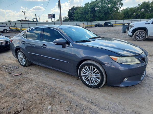 2013 LEXUS ES — Passenger 3/4