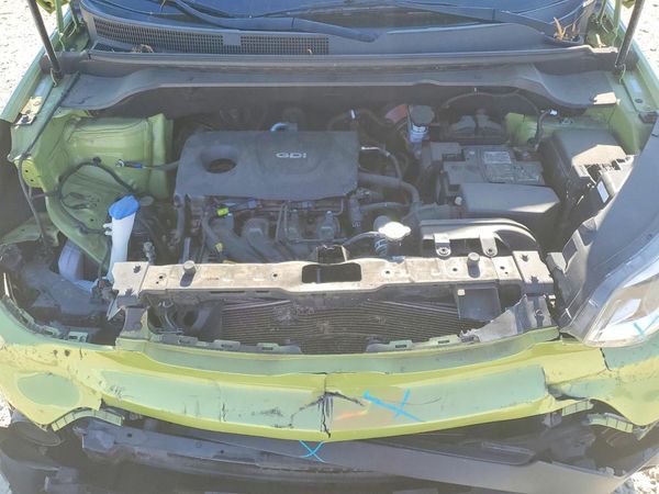 2019 KIA SOUL Base — Engine bay